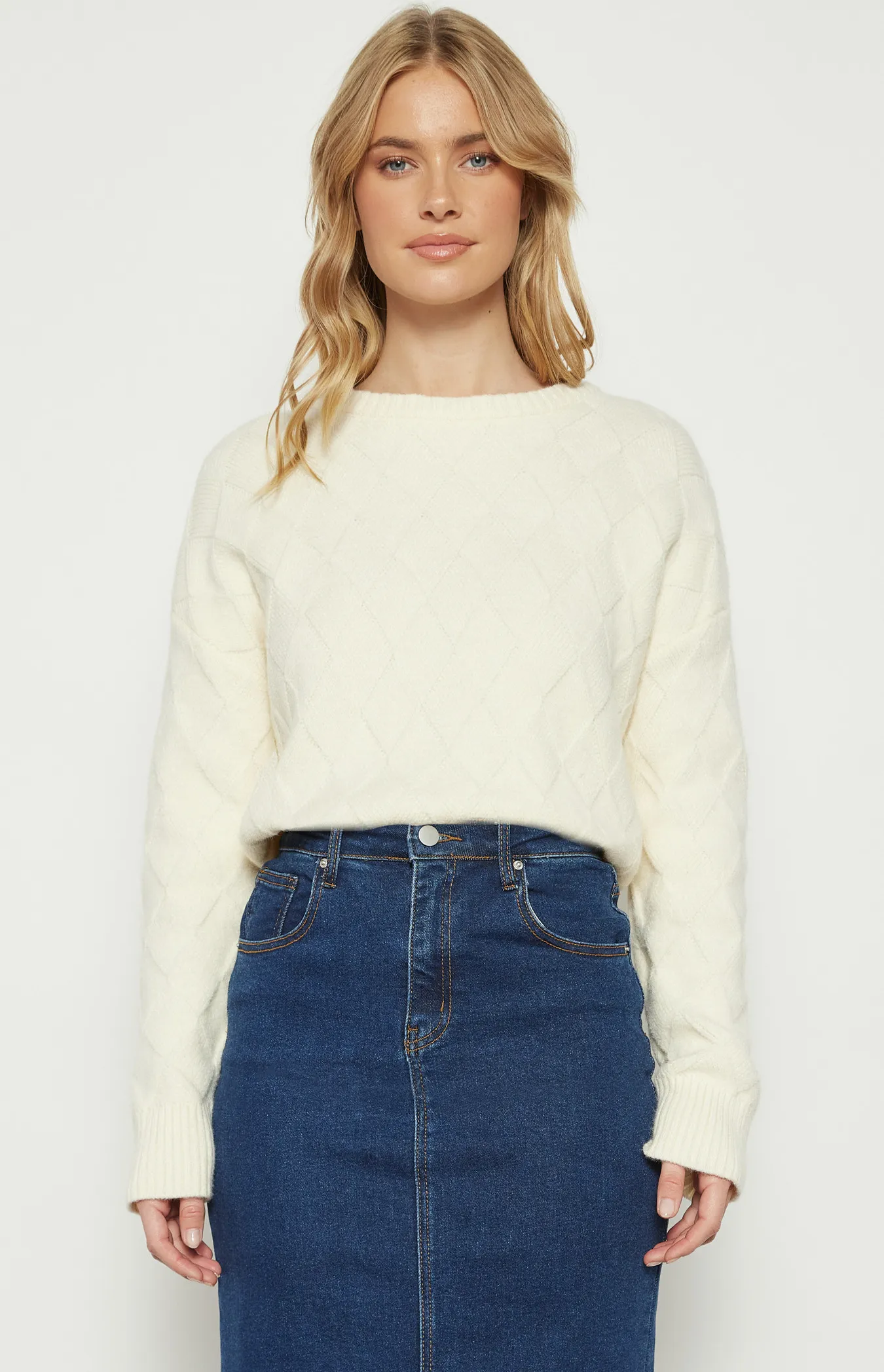 Diamond Textured Knit Jumper (WKN668)