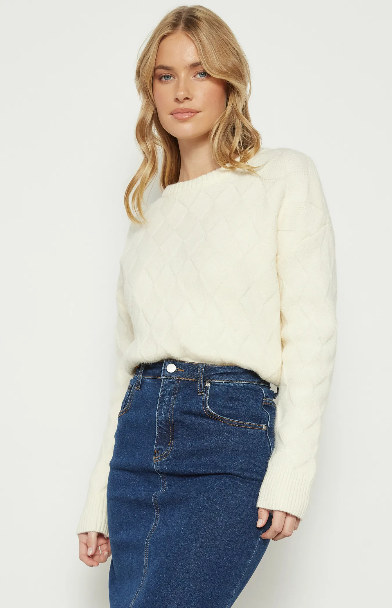 Diamond Textured Knit Jumper (WKN668)