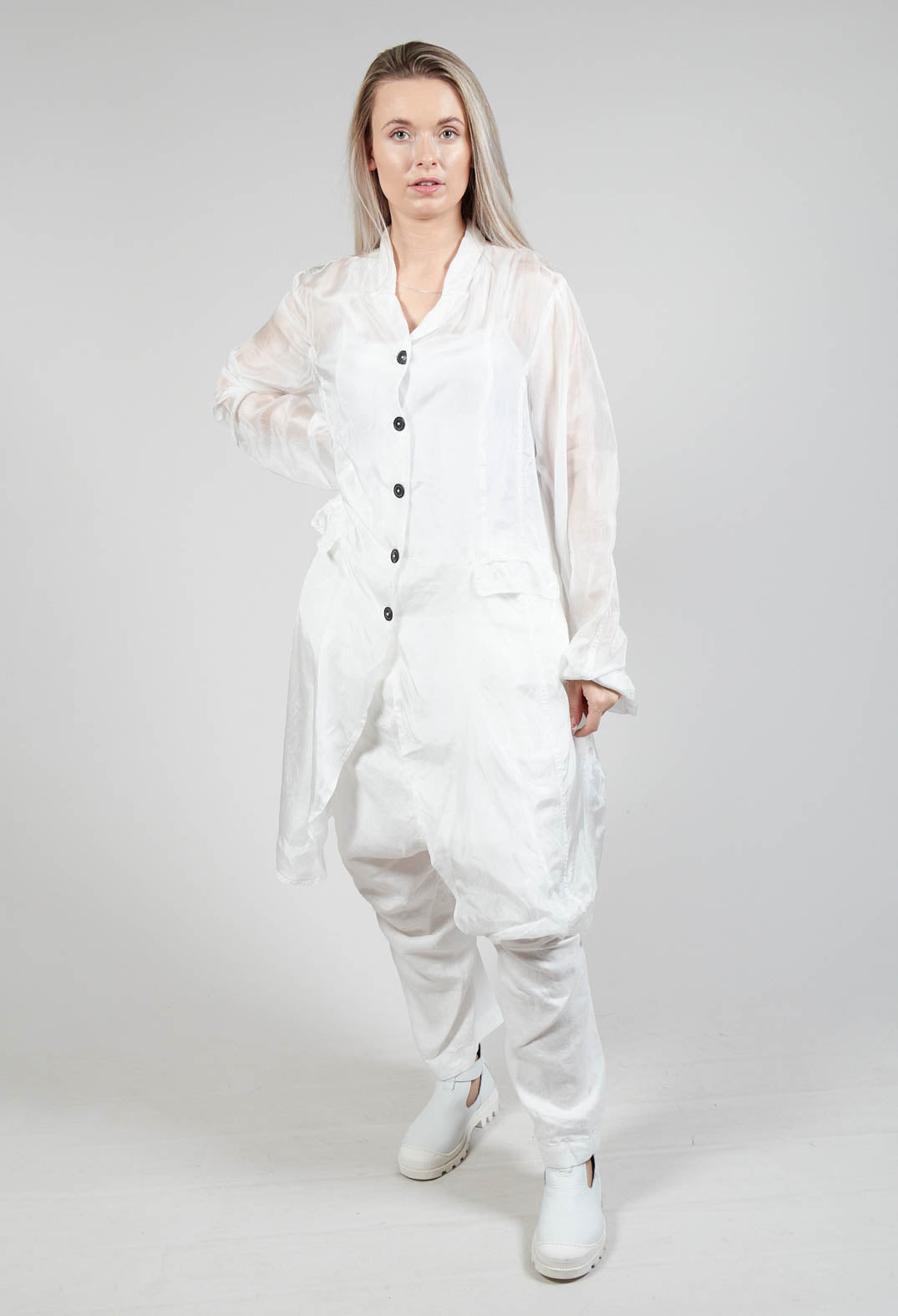 Silk Crease Overcoat in Starwhite