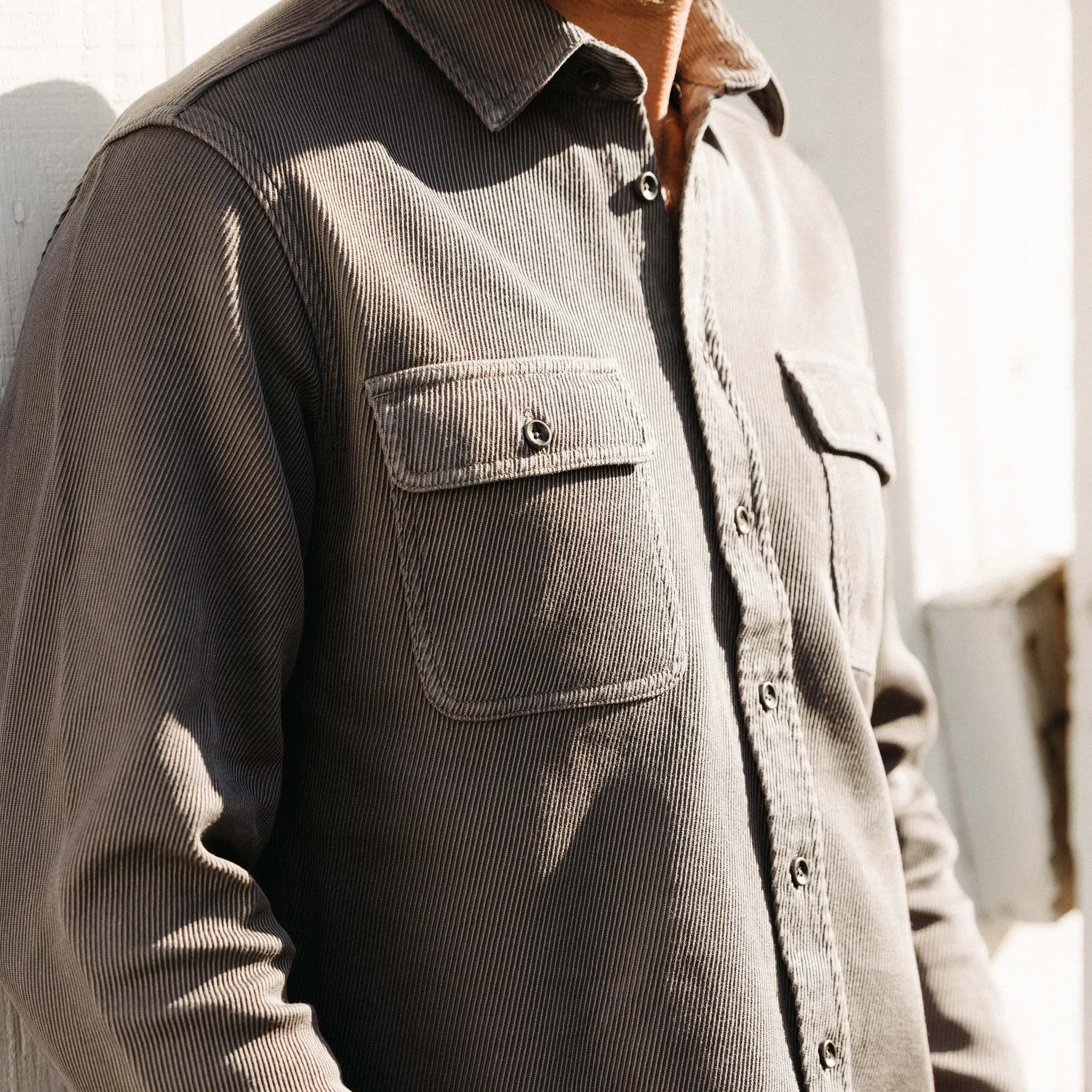 The Ledge Shirt in Shale Twill